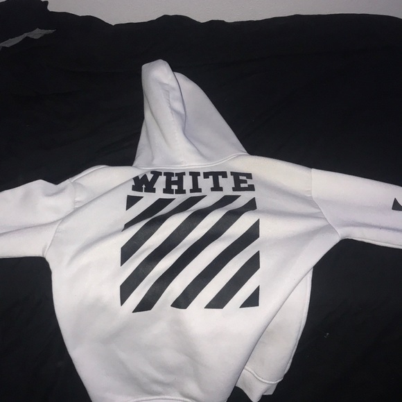 Off-White hoodie - Picture 3 of 3